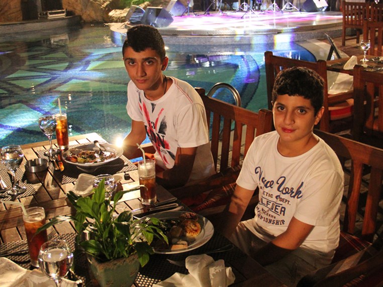 Royal BBQ By the Pool